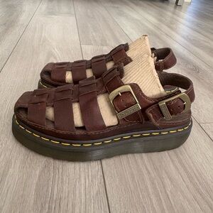 NWOT  Dr. Martens M7/W8 Archive Fisherman Platform Y2K RARe Sandals